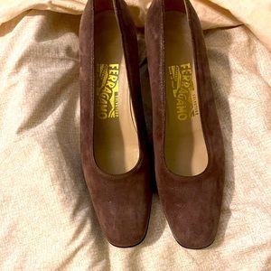 Ferragamo Brown Suede Pumps